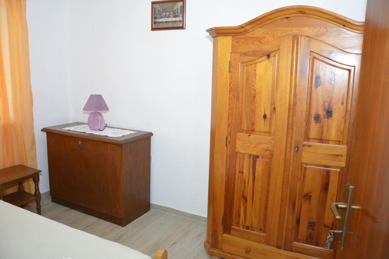 Apartment Ivana Сен Екстериор снимка