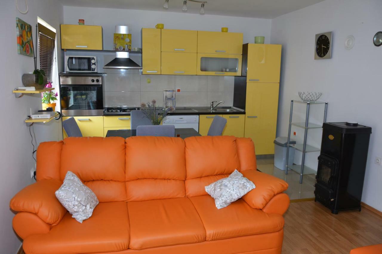 Apartment Ivana Сен Екстериор снимка